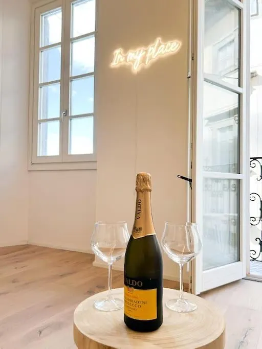 Civico 21 Living - Tuscan Loft Фучеккьо 0*,  Италия