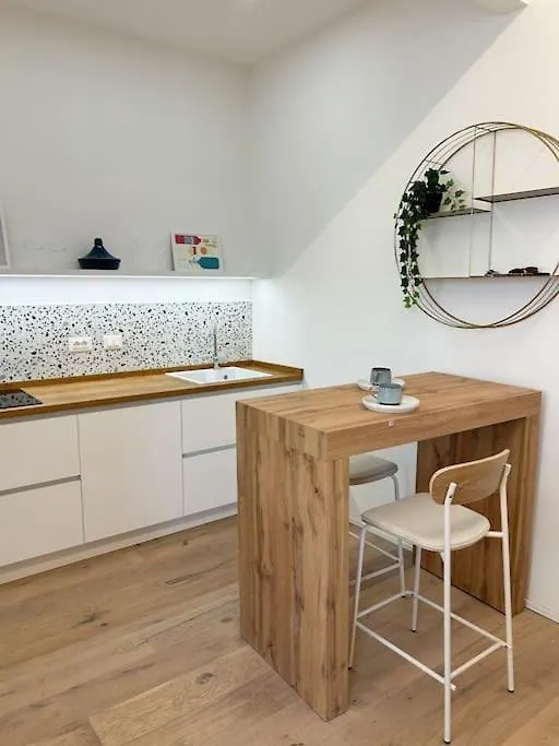 Civico 21 Living - Tuscan Loft Фучеккьо