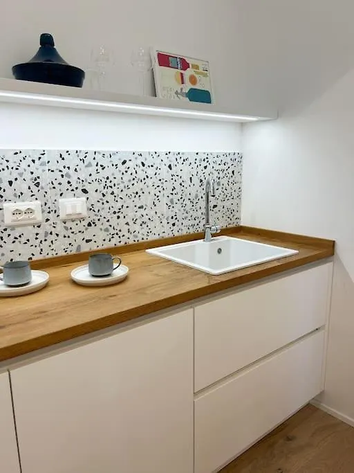 Civico 21 Living - Tuscan Loft Фучеккьо Апартаменты